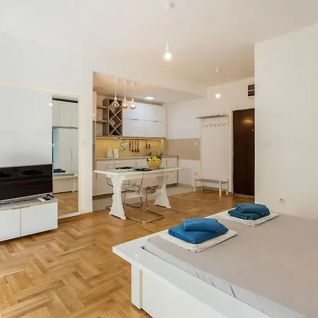 Banjska Διαμέρισμα *